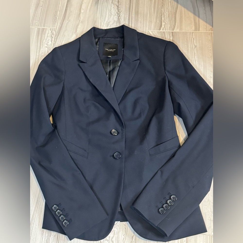 The Limited Collection Navy Blue Blazer Size 00
